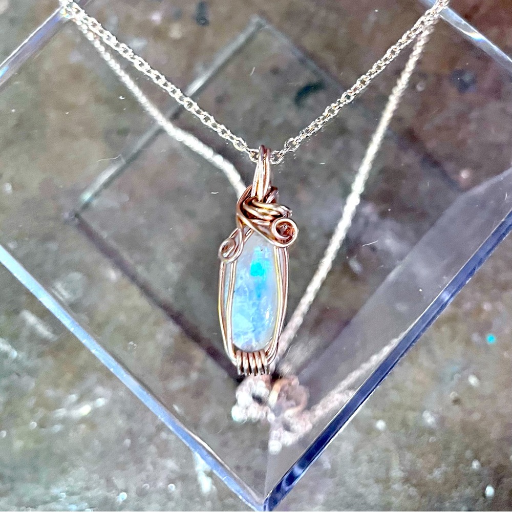 Rose Gold & Moonstone Simple Elegant Necklace